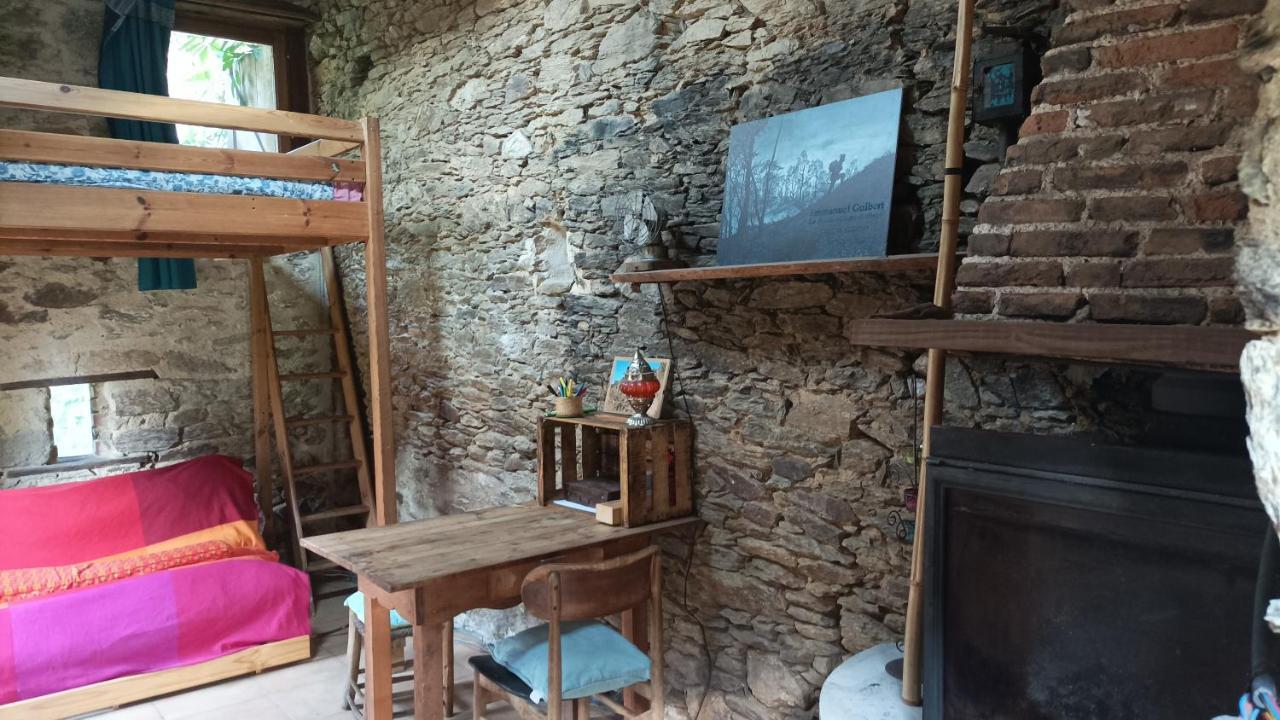 Chambre Insolite Saint-Mathieu Luaran gambar