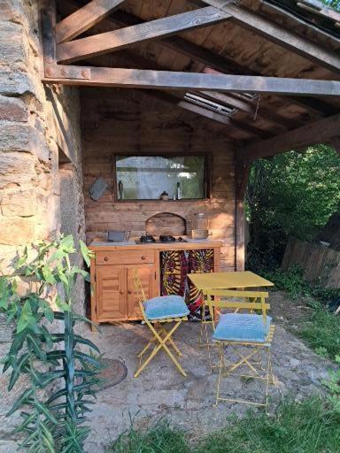 Chambre Insolite Saint-Mathieu Luaran gambar