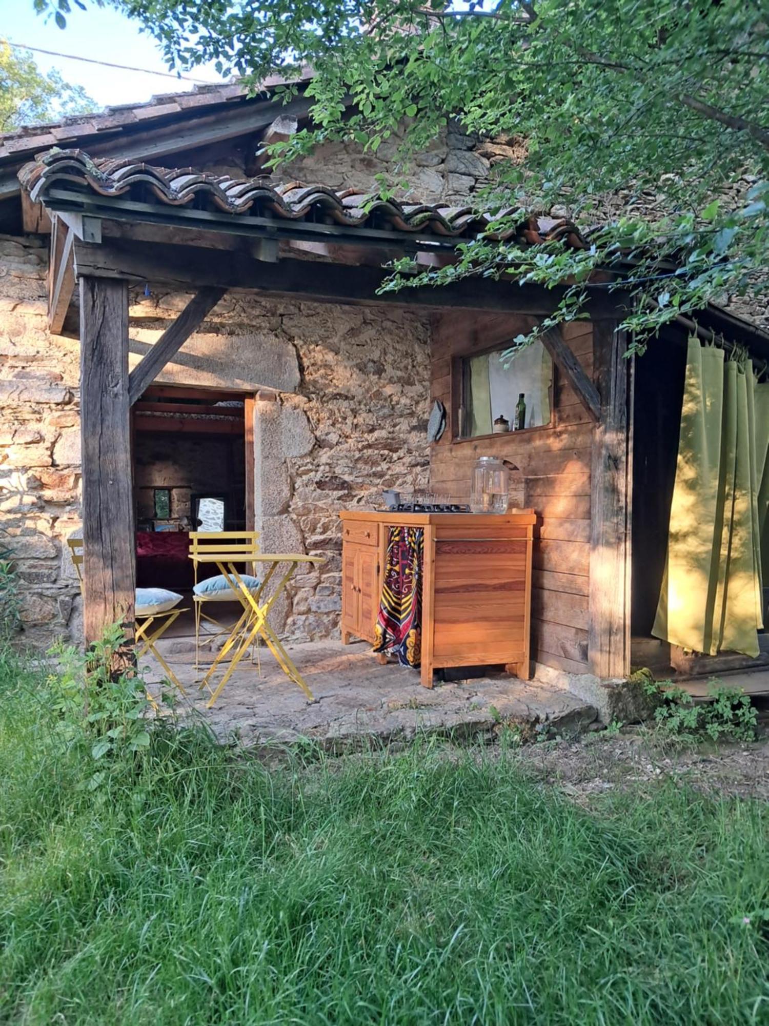 Chambre Insolite Saint-Mathieu Luaran gambar